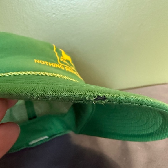 VTG. John Deere Nothing Runs Like A Deere Men's Foam & Mesh Snapback Trucker Hat - Picture 6 of 7